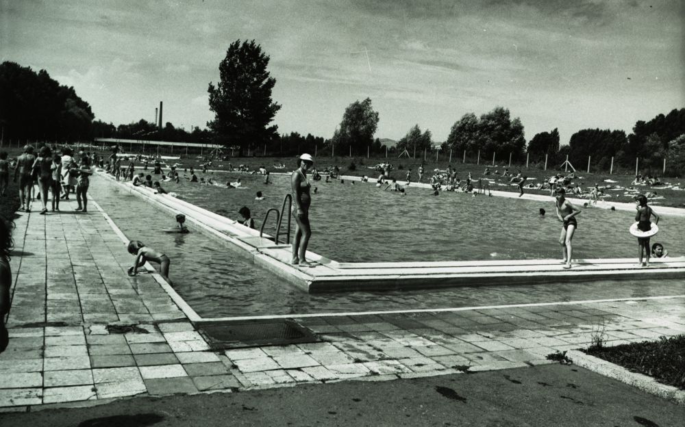 Bazénové koupaliště Širůch ve Starém Městě mezi lety 1970–1990.